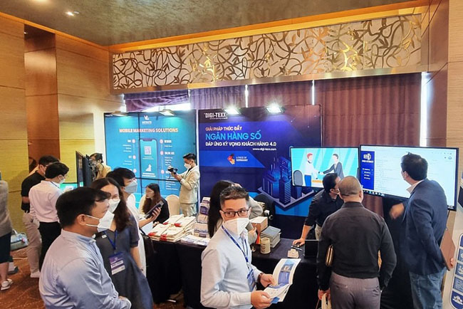 Thach thuc trong bao mat thong tin hoat dong giao dich ngan hang