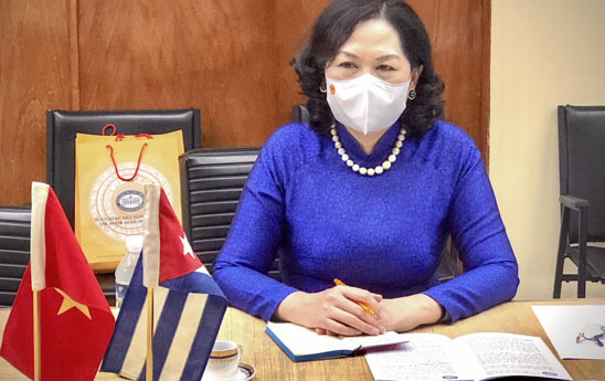 Thống đốc Nguyễn Thị Hồng làm việc với Chủ tịch Ngân hàng Trung ương Cuba