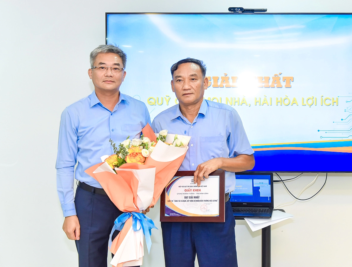 Trao giải nhất 270323