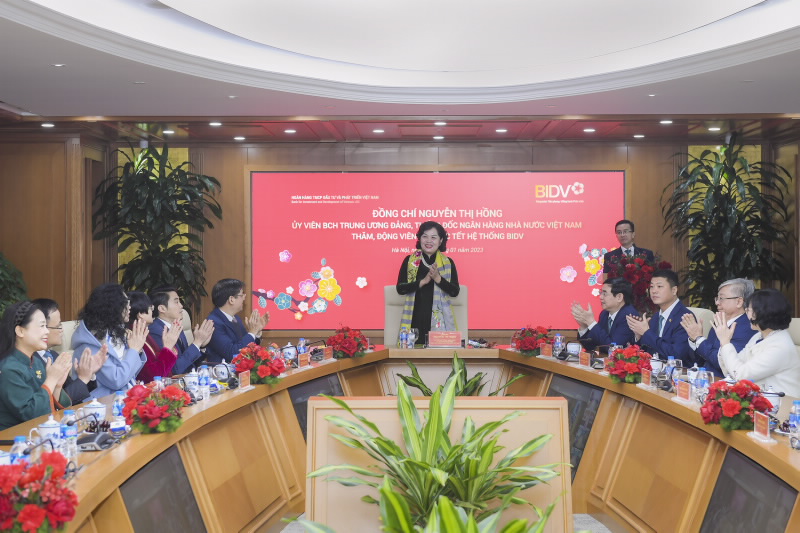 tich cuc khan truong trien khai cac nhiem vu cua nganh ngan hang nam 2023