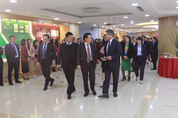 tich cuc khan truong trien khai cac nhiem vu cua nganh ngan hang nam 202311