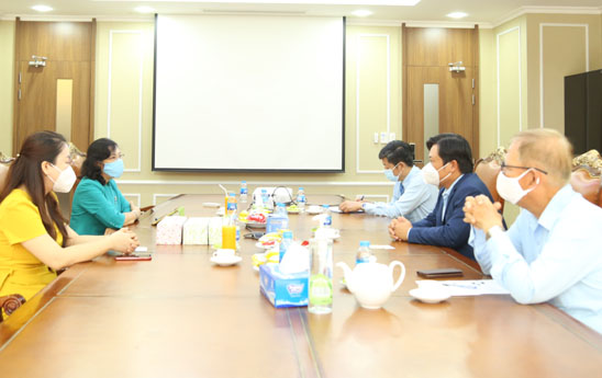 Đại diện Hiệp hội Ngân hàng thăm và làm việc với Ban lãnh đạo Vietbank