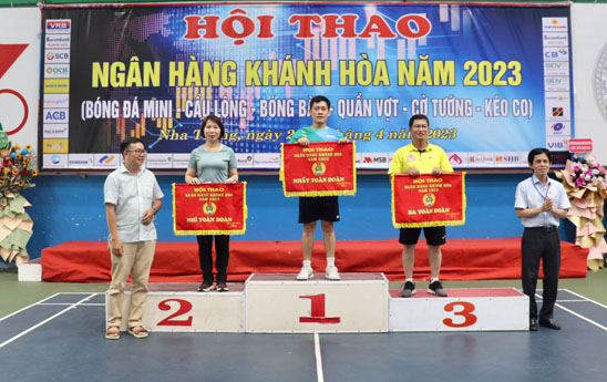 Agribank Khanh Hoa dat giai Nhi toan doan Hoi thao nganh Ngan hang tinh nam 2023