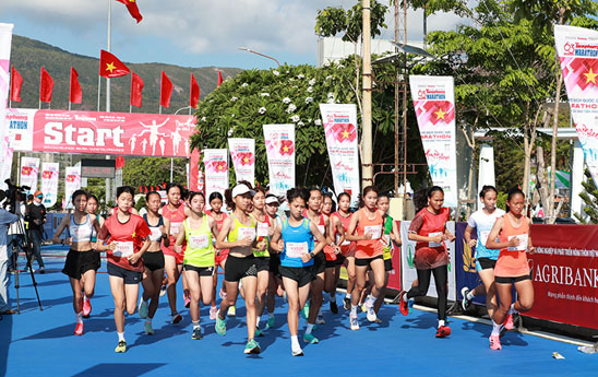 Agribank đồng hành cùng Giải Vô địch quốc gia Marathon và cự ly dài báo Tiền Phong năm 2022