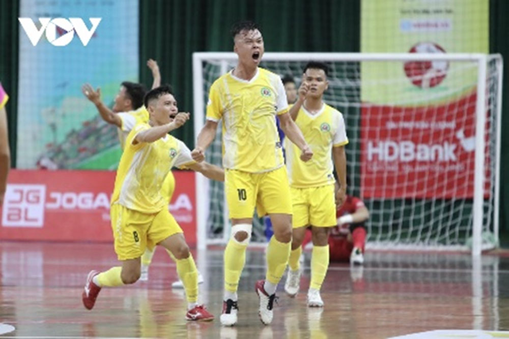 Doi Sai Gon FC vo dich giai Futsal HDBank 2