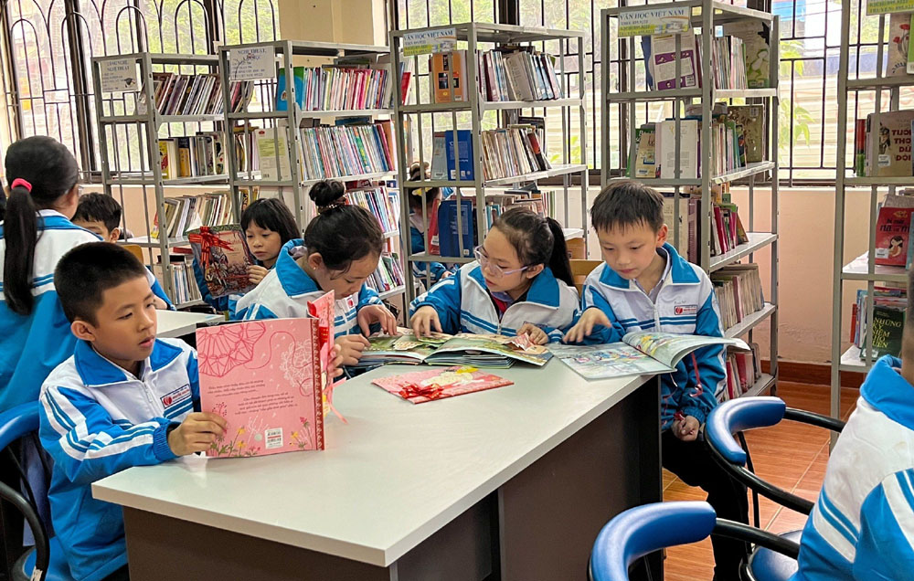 Shinhan Finance trao tang Tu sach cua nhung uoc mo 2