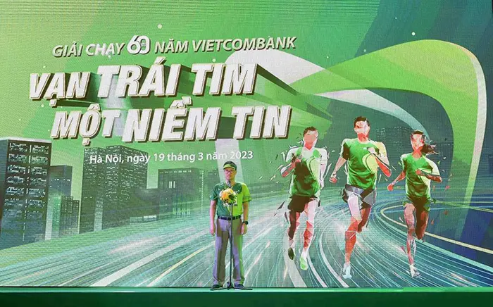 giai chay 60 nam vietcombank van trai tim mot niem tin1