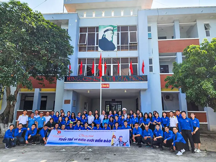 saigonbank tham gia chuong trinh tuoi tre vi bien gioi bien dao1