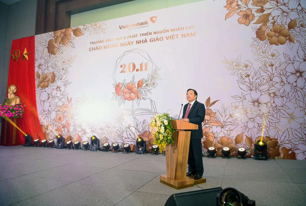 truong dao tao vietcombank to chuc le ky niem ngay nha giao viet nam nam 2022