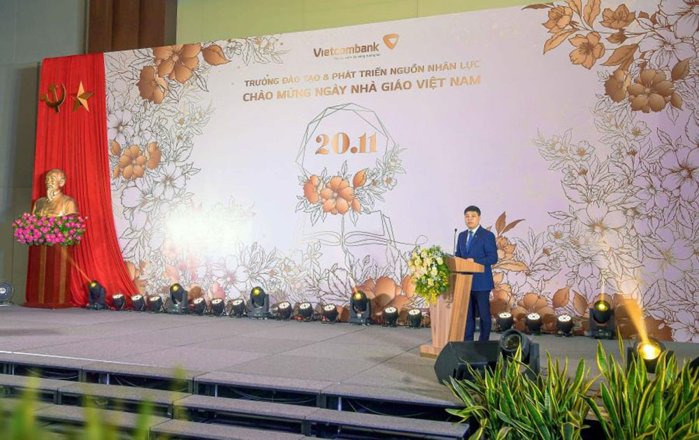 truong dao tao vietcombank to chuc le ky niem ngay nha giao viet nam nam 20223
